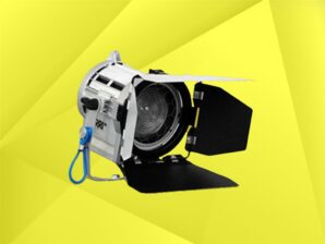ARRI Junior-300/Plus Fresnelscheinwerfer mit MiniTV-Zapfen 300W; silber;