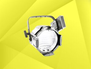 ETC SourceFour/EA-PAR Washlight-Scheinwerfer (CDM-T) 150W; silber;